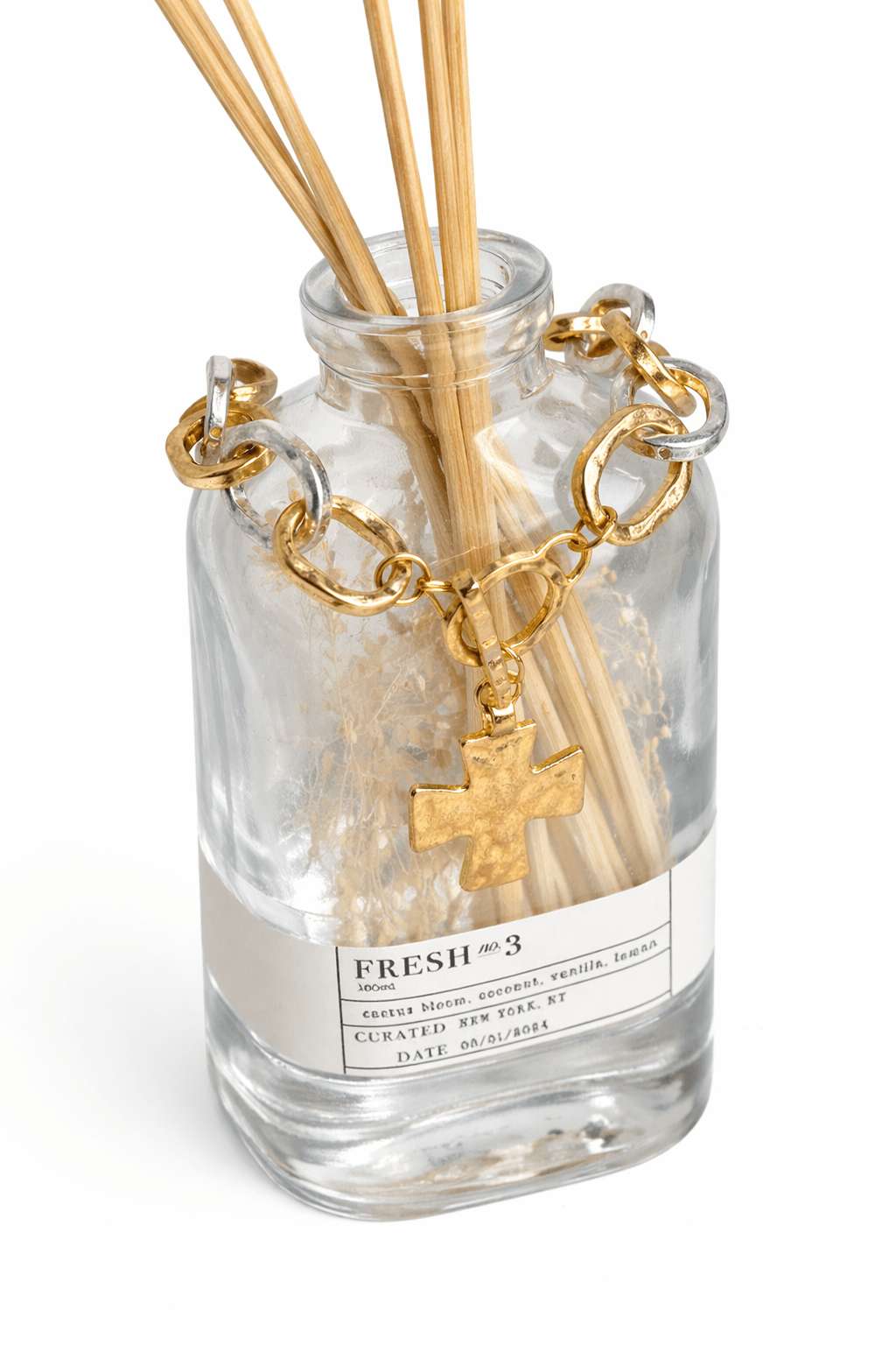 Chunky Cross Toggle Bracelet - Halemi & Co.