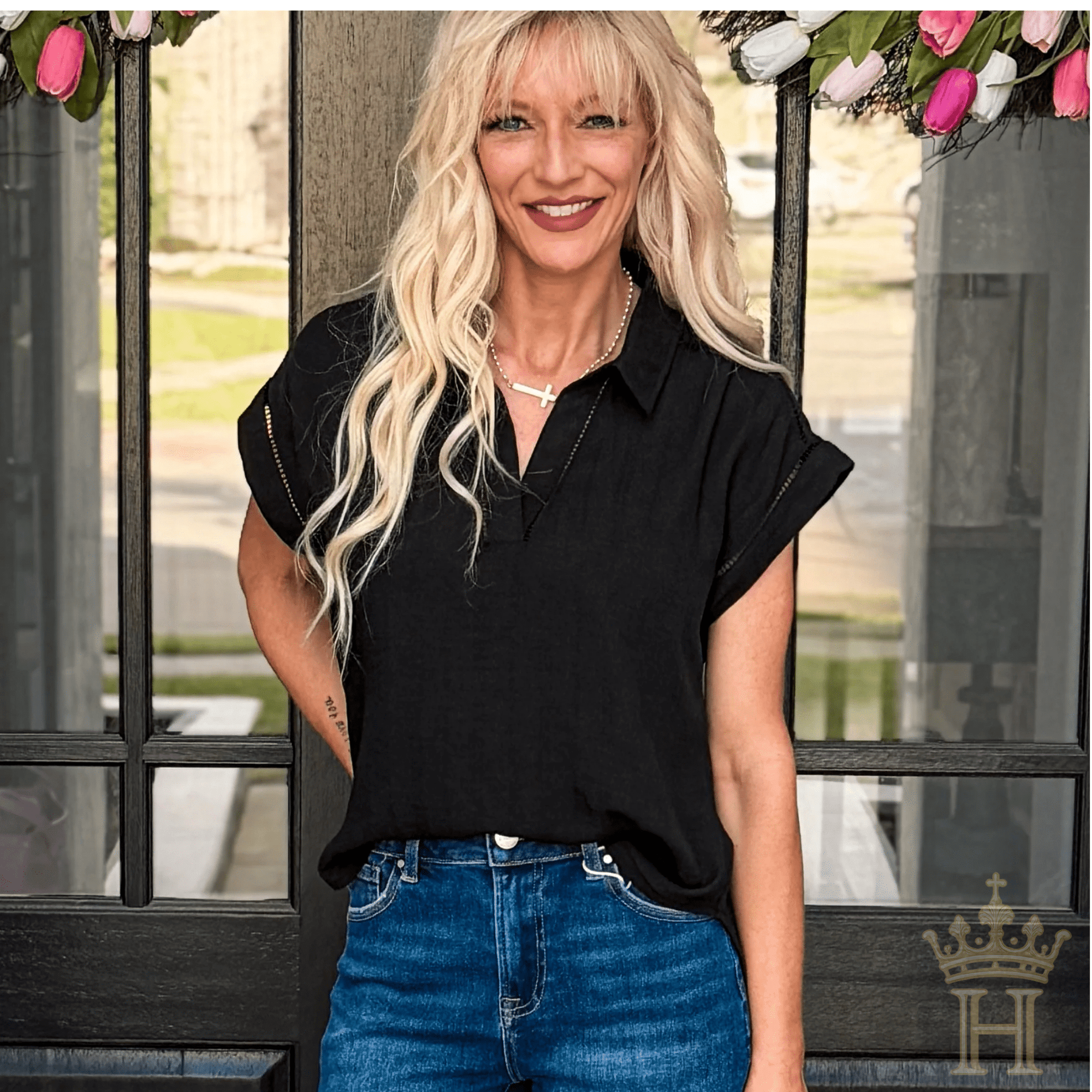 Classic Charm Collared Lightweight Blouse - Halemi & Co.