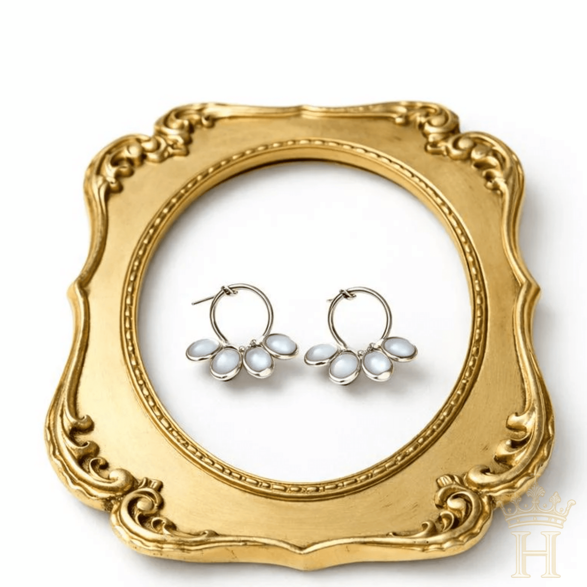 Mini Pearl Hoop Earrings - Halemi & Co.