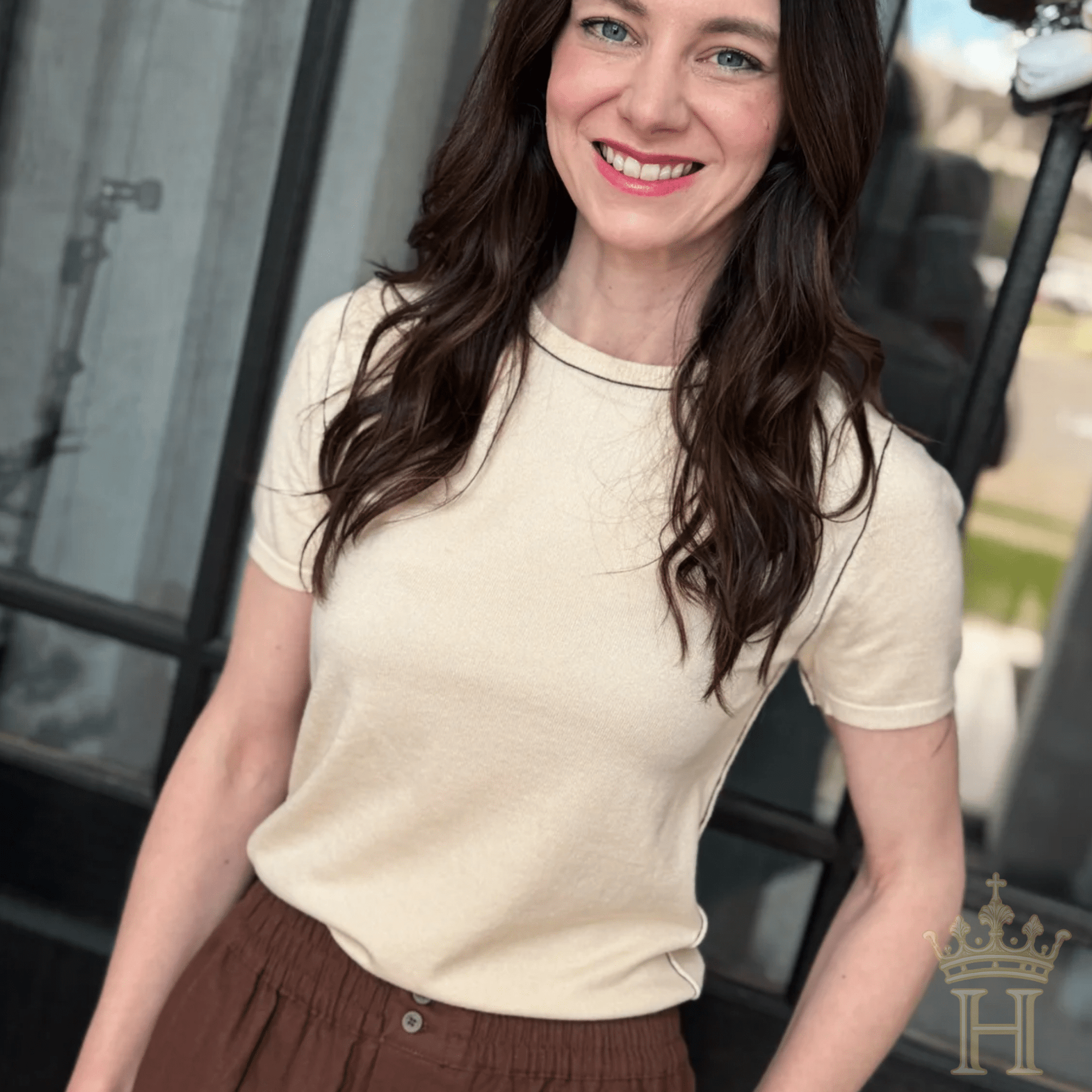 Contrast detail blouse styled for elevated boutique fashion