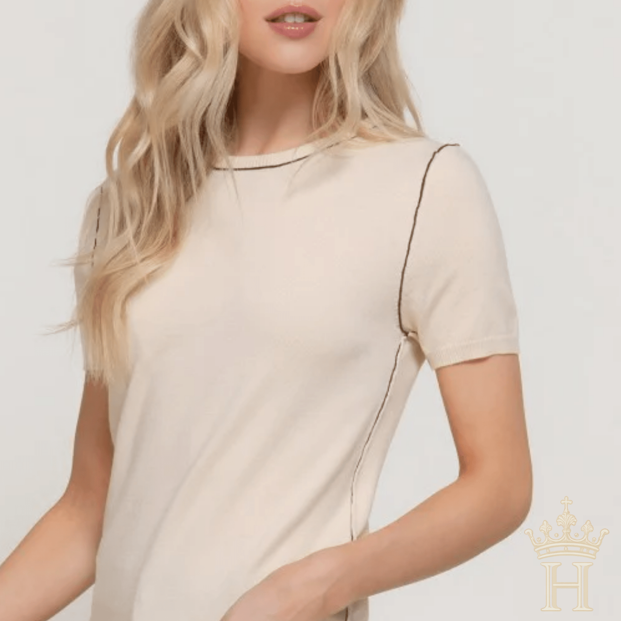 Woman wearing Modern Muse contrast detail top from Halemi & Co.