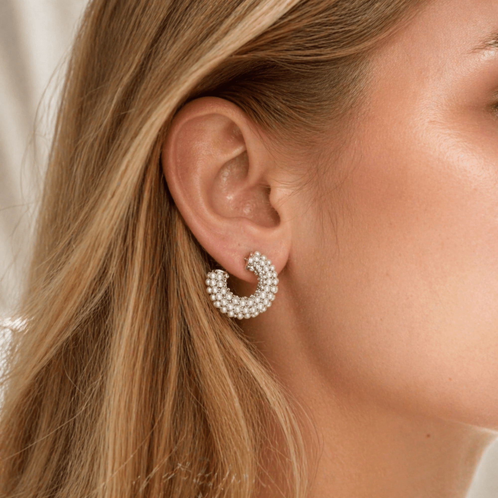 Pearl Cluster Hoop Earrings - Halemi & Co.