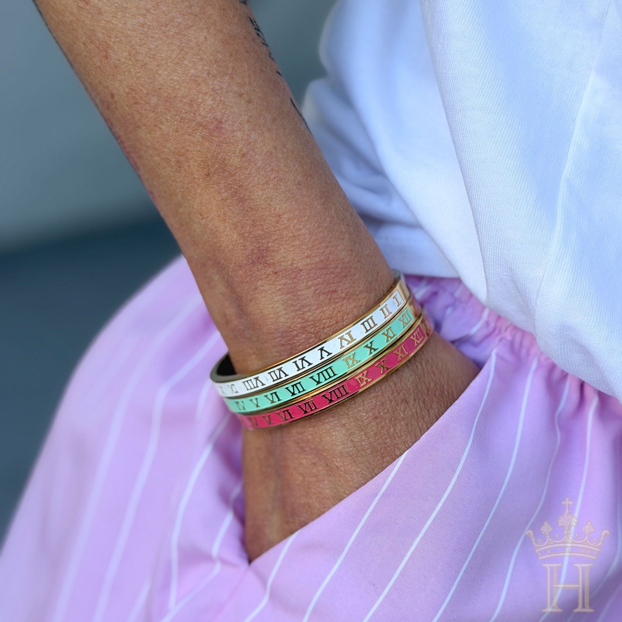 Roman Numeral Enamel Bangle - Halemi & Co.