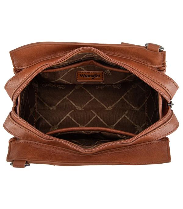 Interior of Wrangler braided bag with zipper pocket and open pocket